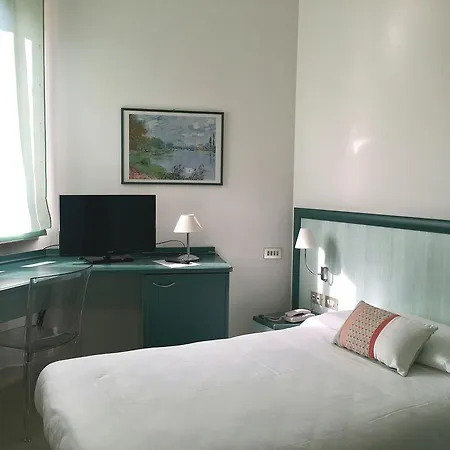 Hotel Europa 3*