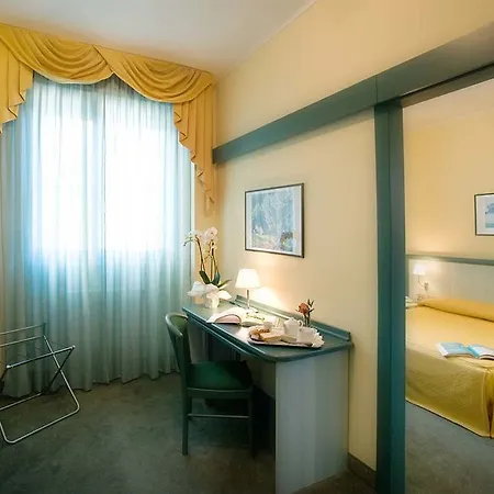 Europa Hotel 3*